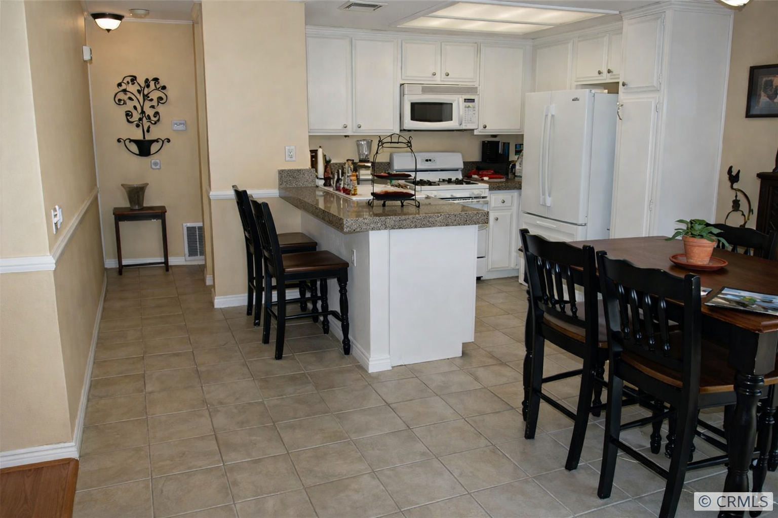 Before Kitchen Remodeling — dated space in Anaheim CA before Ulloa Construction