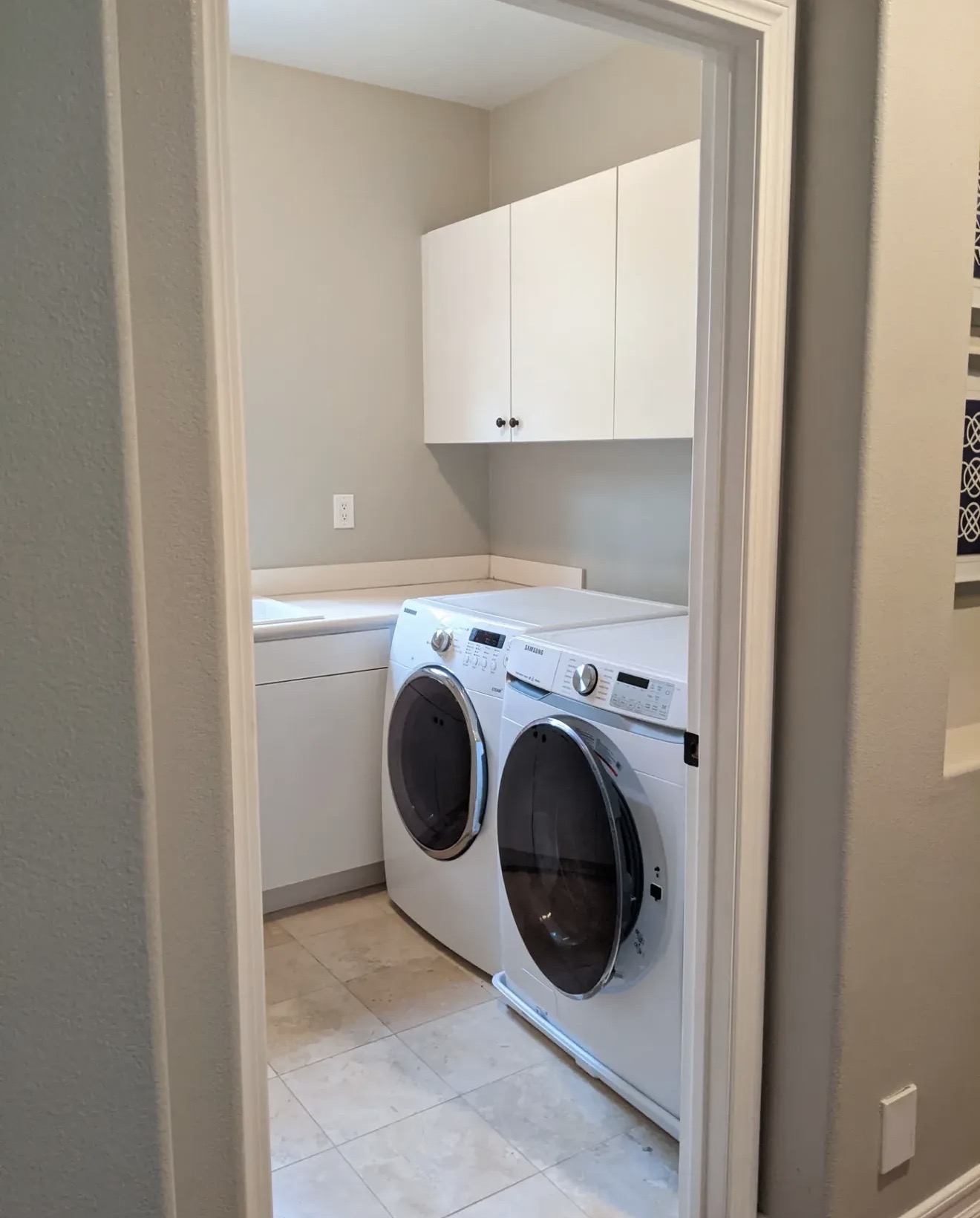 Interior space before remodel by Ulloa Construction in Orange County CA